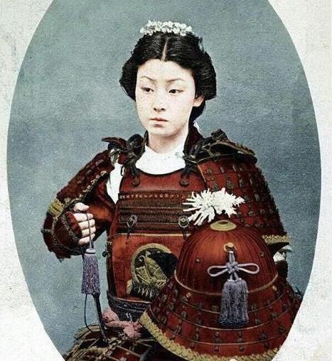 日本姬武士的悲惨命运:白天是武士,晚上伺候武士,悲惨命运!