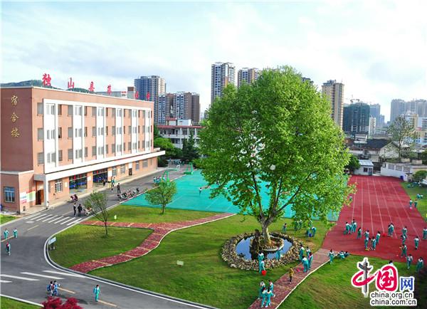 贵州独山:彰显人文关怀理念 树立校园文明之风