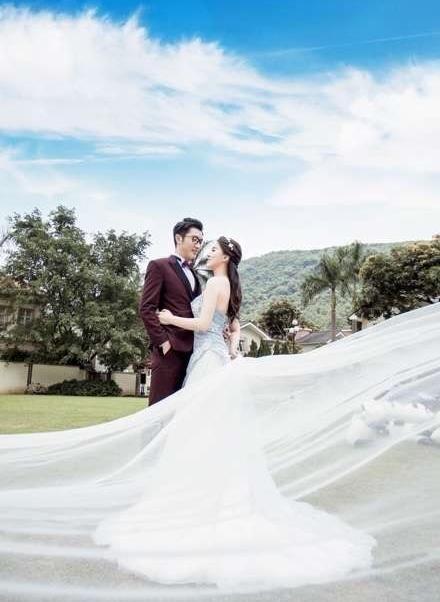 近日，奥运游泳冠军焦刘洋完成了自己的人生大事，与杨晨光喜结连理，拍摄了一组唯美婚纱照。