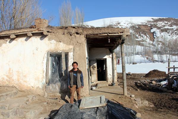 新疆伊犁:一个贫困牧业村的华丽转身