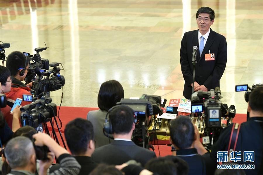 十三届全国人大一次会议第五场 十三届全国人大一次会议第五场