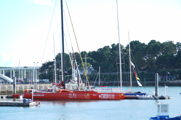 北京时间号超级帆船停靠蓝霓堤 即将起航