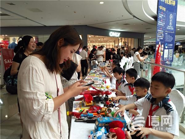 图书为爱漂流 新阶层助力城市里的支教