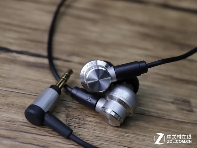 (转载)纯净日本声 JVC HA-FD02 入耳式耳机