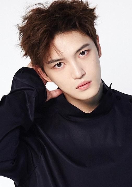 2017年韩国最帅面孔前十名,网友:为什么没有权