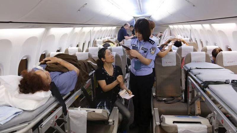 老挝交通事故中31名受伤中国游客已全部回国