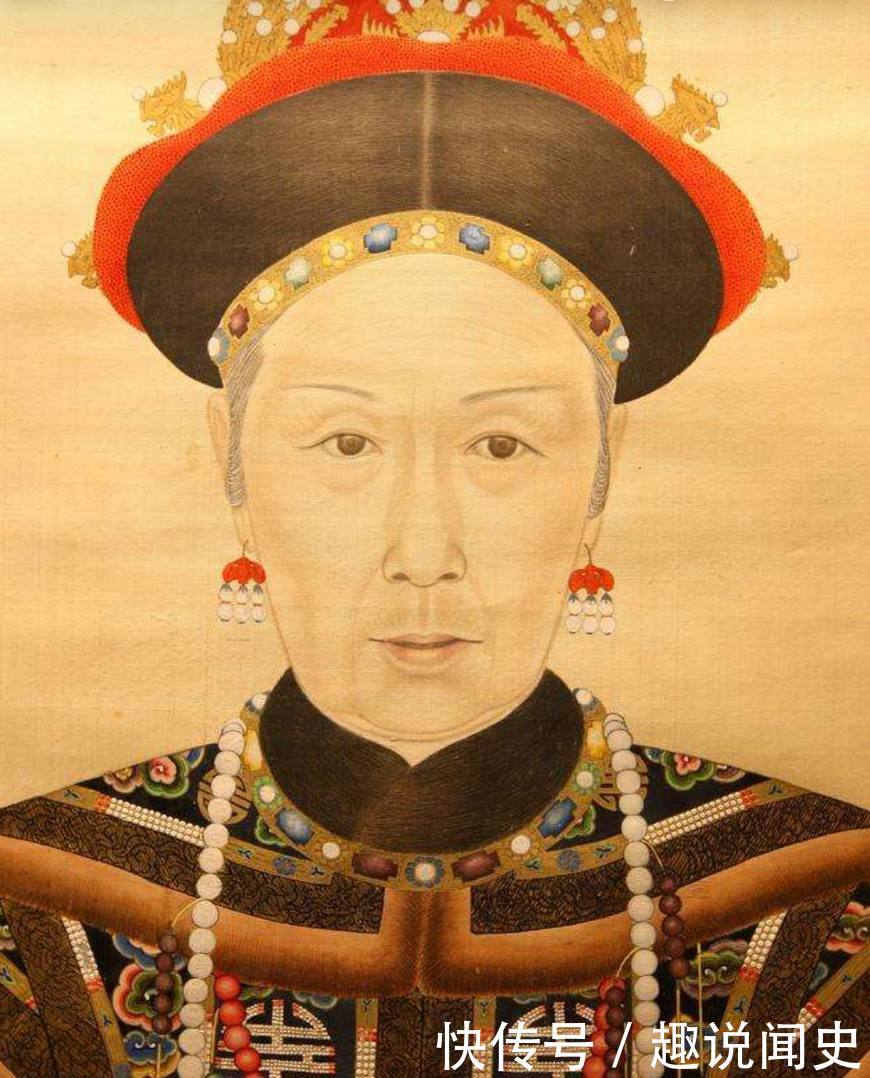 慈禧洗澡时李莲英有没有陪伴她共浴?贴身宫女后来说出了真相!