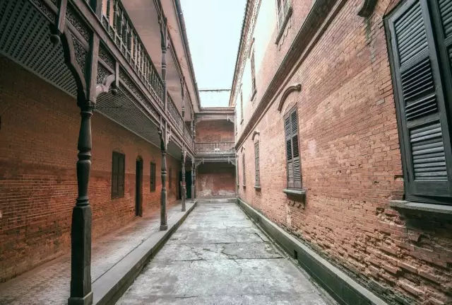 南浔境内发现的洪城,花城,上石等古文化遗址证明,早在新石器时原始