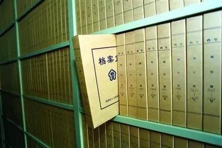 退休后能不能领到养老金?在哪里领取养老金?