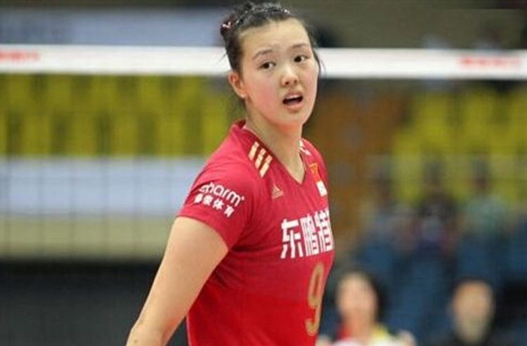 女排联赛第9轮最佳阵容:李盈莹37分当之无愧,