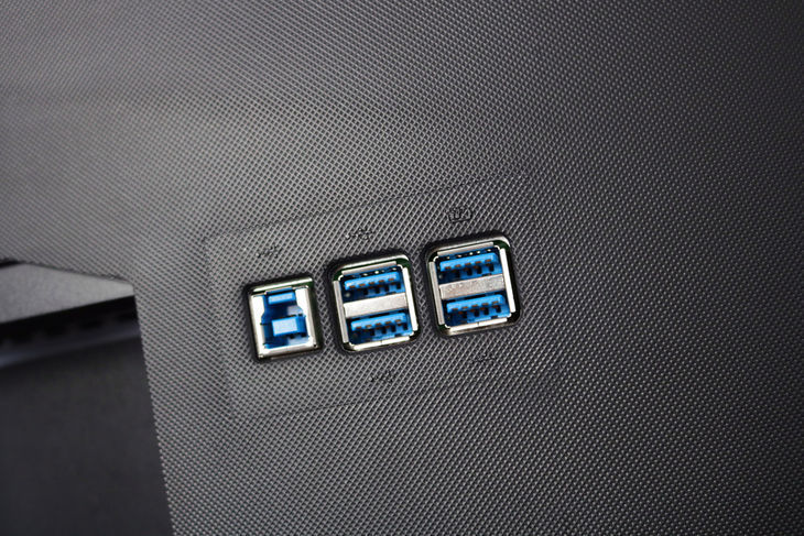 畅快游戏专业才好-Acer暗影骑士电竞曲面显示