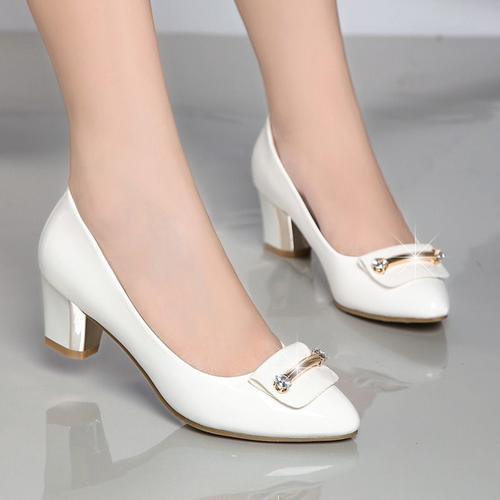 有种高跟鞋叫仙女鞋,让女人变得美丽又轻松,