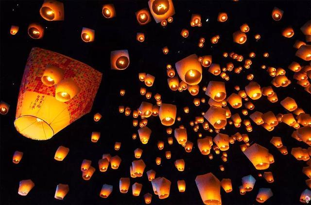 国民疯狂过万圣节是崇洋媚外的现象吗?