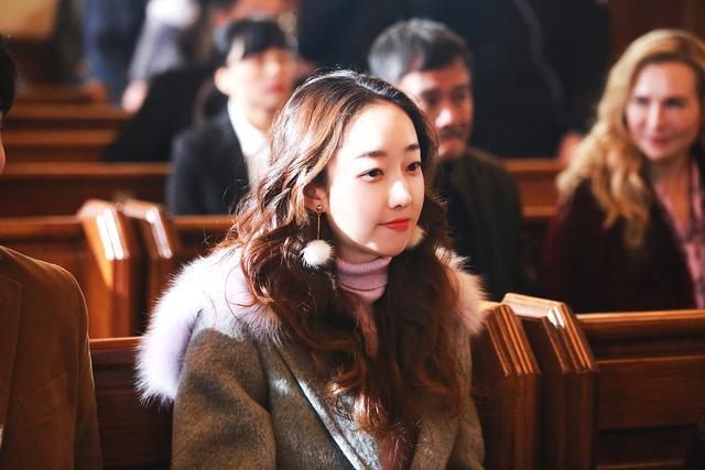 林更新王丽坤承认恋情,她却意外成热点,网友:当