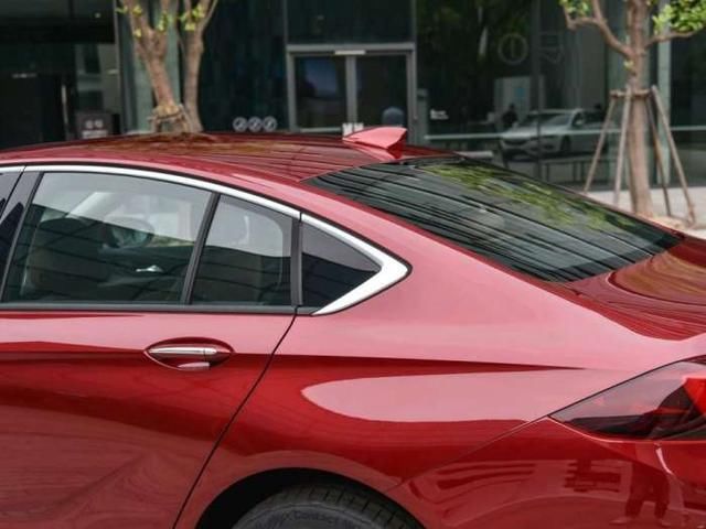 2.0T+9AT,6S破百,矩阵大灯向奥迪致敬,阿特兹