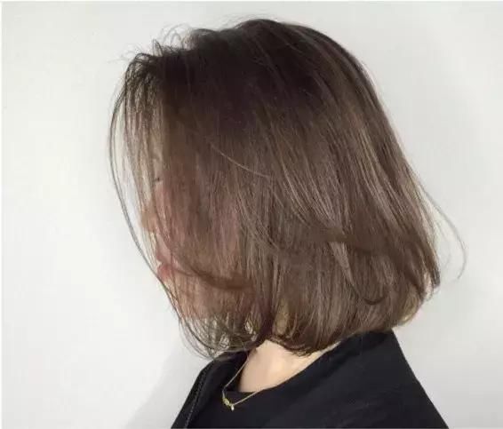 从未染发过的黑发女生,染什么颜色的头发最好