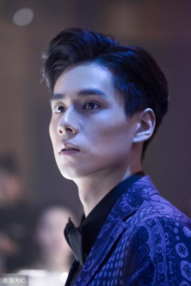 这些身高180以上的小鲜肉男星,原来只有吴磊弟