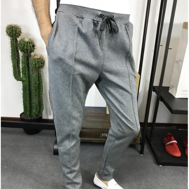 身高170以下的男士不要乱穿,这9款小脚裤,让你