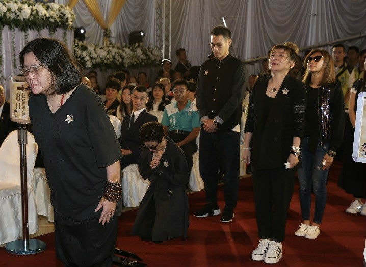 猪哥亮今举办告别式 邱黎宽郭采洁杨佑宁等人出席