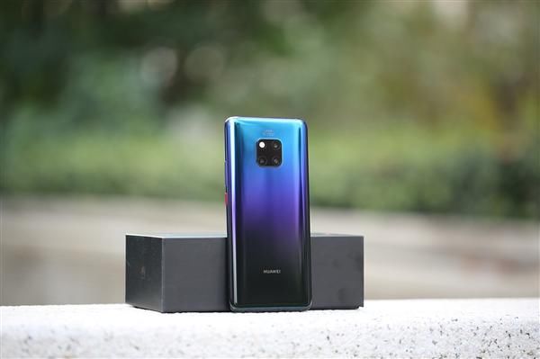 天猫双12手机战报:华为mate 20 pro拿下3000元以上冠军