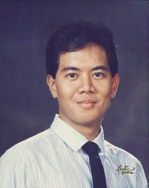 年轻时的gerry alanguilanalanguilan年轻的时候学建筑,本应该成为