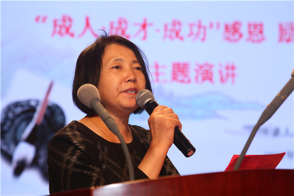 河北唐山李小强爱心团队走进劳动技工学院开展