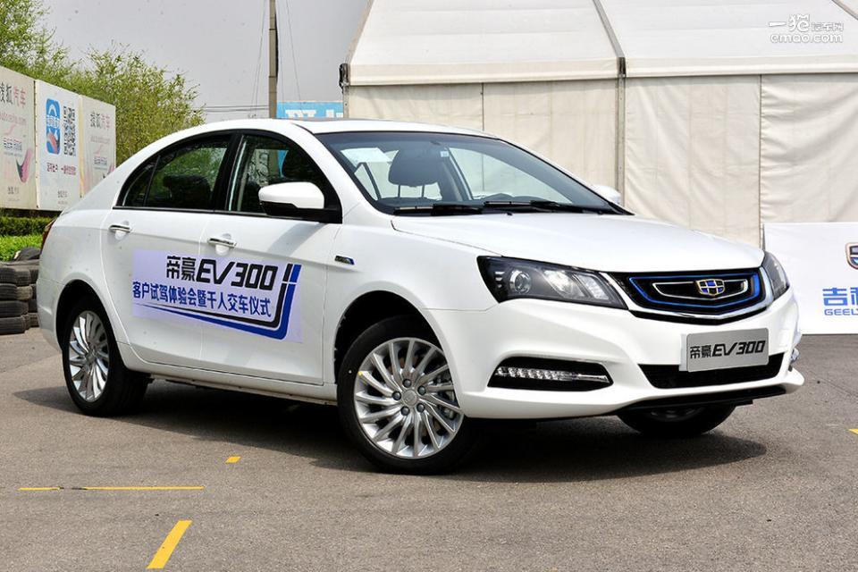 不止是续航增加 场地评测吉利帝豪ev300