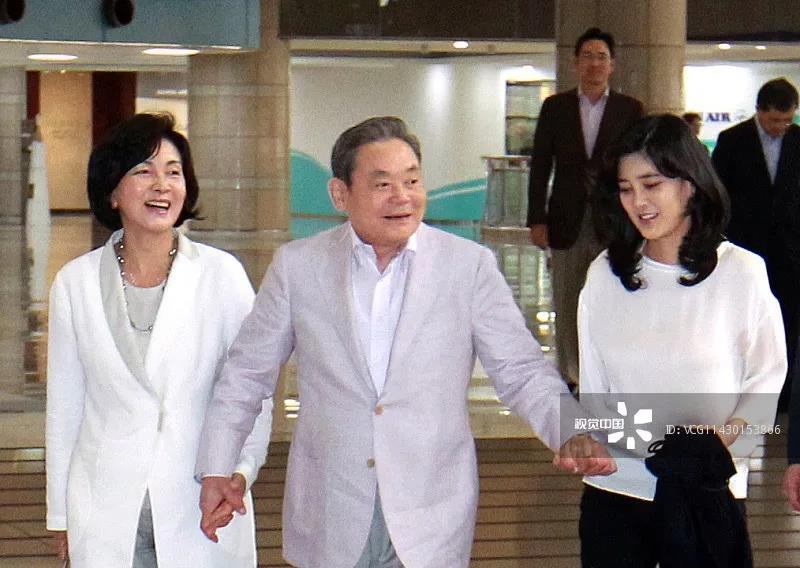 李健熙仍为“韩国首富”：卧病6年身家1200亿 独子涉嫌“滥用麻醉药”