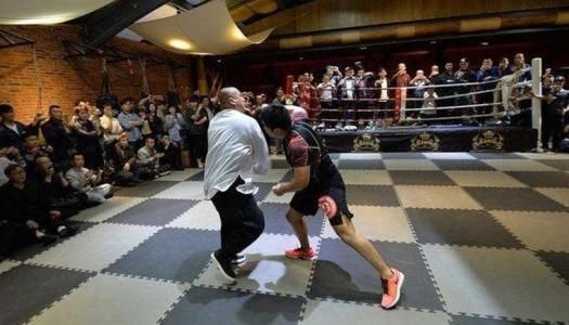 太极雷雷炮轰徐晓冬魏锐是二流选手