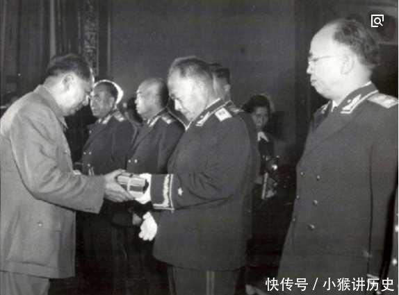 1955年解放军授衔时,此两人不在名单之中,后来