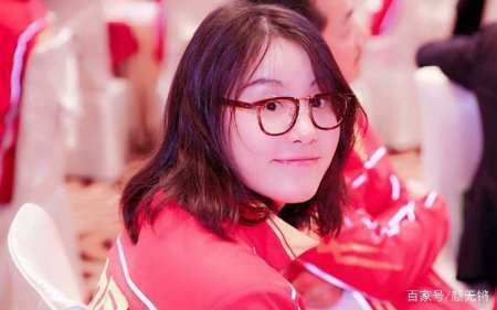 突发!傅园慧未进决赛自曝可能退役 世锦赛的泪