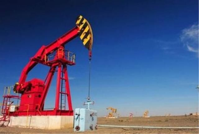 中哈两国合力开采世界第二大油田,380亿石油待