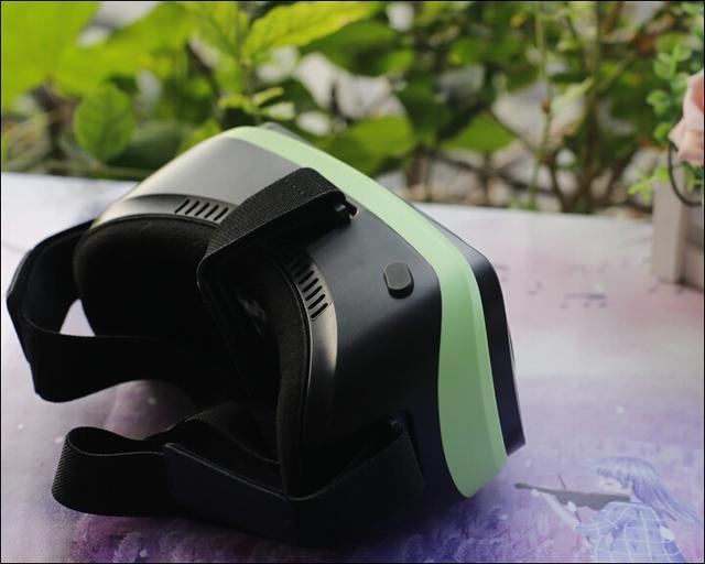 生活充满惊奇与欢乐?不妨试试爱奇艺VR眼镜吧