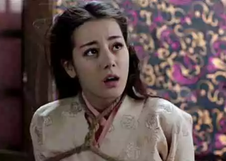 女明星被绑戏,赵丽颖让人心疼,唐嫣十分凄美,关