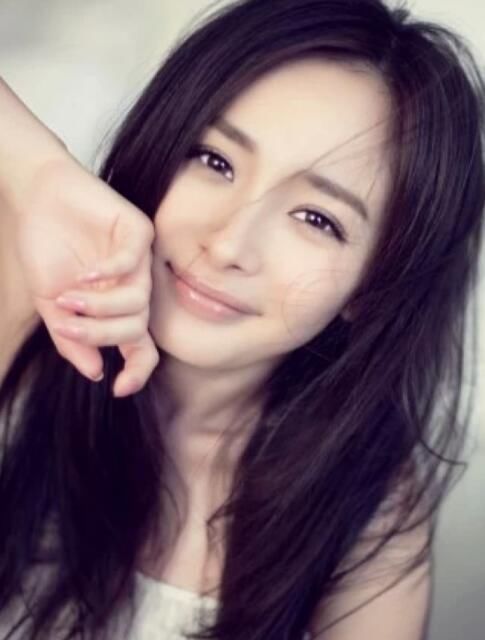 杨幂没捧红的演员:国民老公女主角李溪芮旧照