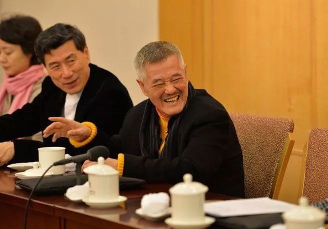 明星政协委员大变动:赵本山黄宏等落选,刘强东