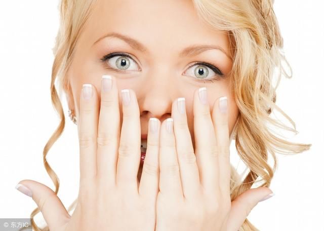 皮肤上长的小肉疙瘩是什么?为什么会长呢?或