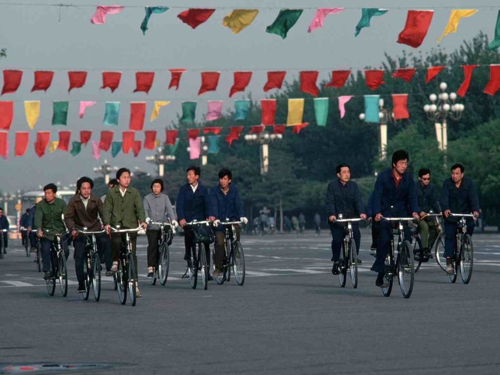 罕见老照片:西方镜头下,80年代的老北京城