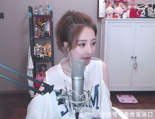 冯提莫:与会计门男主开房,仅仅是正常聊天玩耍