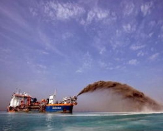 中国斥资帮菲律宾填海,日本关西机场下沉12米