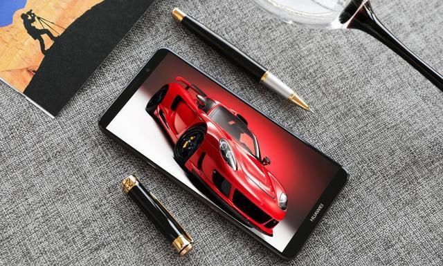 华为手机款式多,千万别盲目,首选这3款不会错