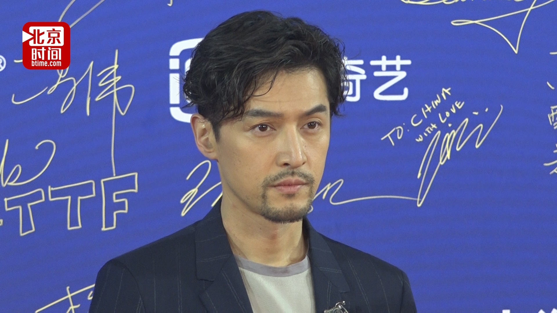 胡歌为演好李娜“老公”苦练武汉话 陈可辛瞄准体育题材