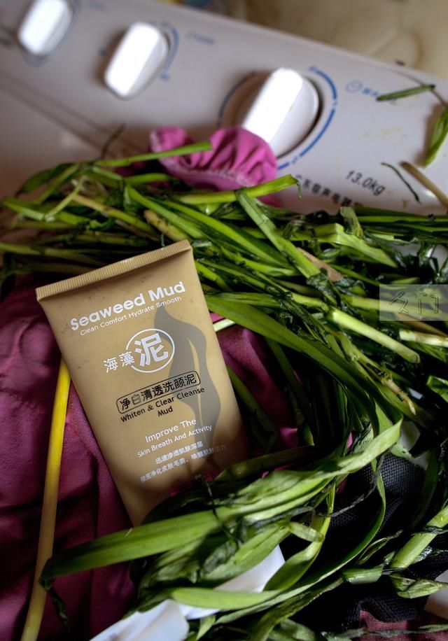 藏族女孩穿着人生第一双高跟鞋行走高原 是什