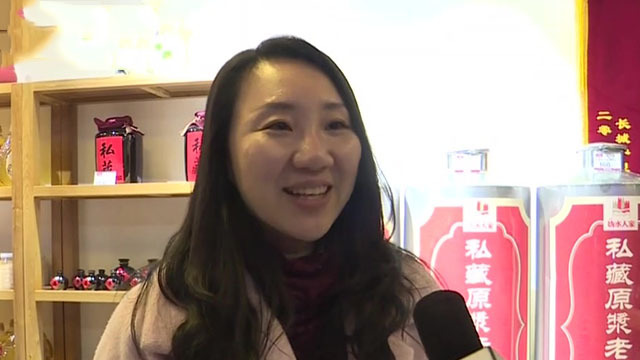 北京怀柔:红螺寺祈福游园年味浓 北京怀柔:红螺寺祈福游园年味浓