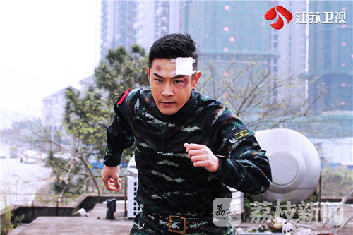 《反恐特战队之猎影》黄维德何晟铭正面交锋 彰显铁汉柔情 《反恐特战队之猎影》黄维德何晟铭正面交锋 彰显铁汉柔情