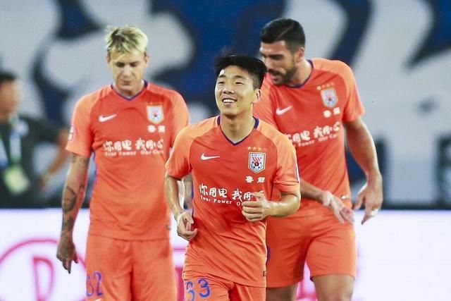 金敬道抢断秦升打进唯一进球 朝鲜族小伙能否