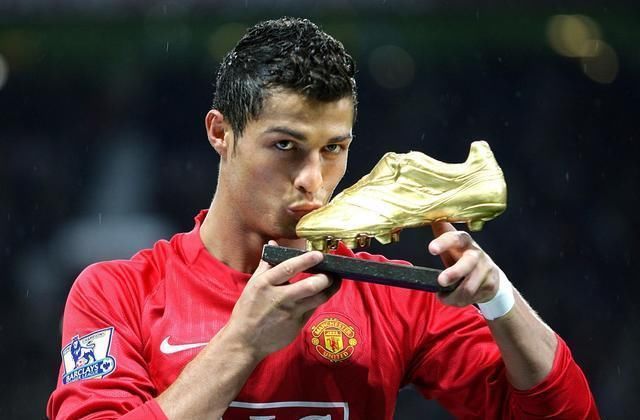 C罗对皇马给出续约条件:工资多少无所谓,比梅