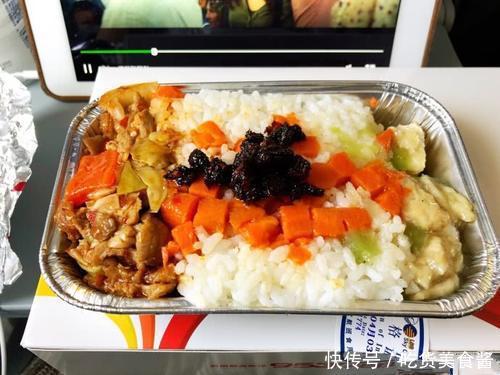 想知道川航的飞机餐是如何撑哭乘客的吗?看这