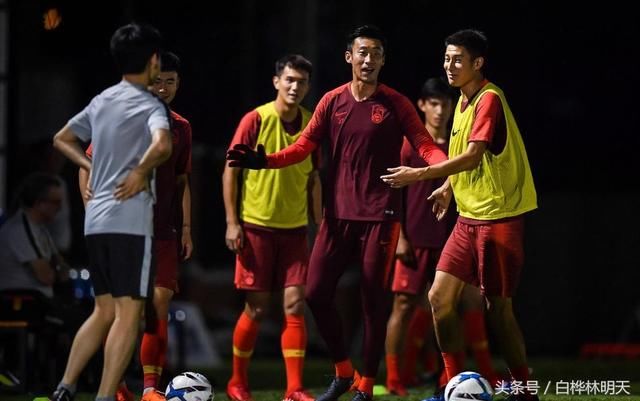 国足暗流涌动战苦主泰国 张鹭妙语营造和谐气