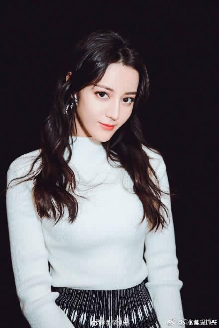 朱正廷的腰伤,鹿晗的腰伤,迪丽热巴的腰伤,原因